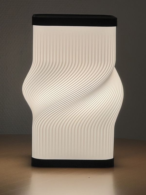 Torsion twist-lampe